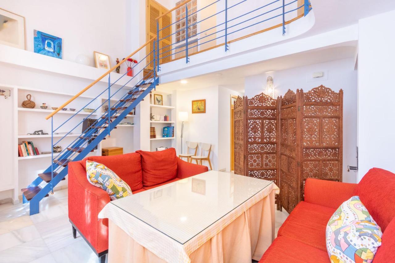Goles Courtyard With Parking By Valcambre Apartamento Sevilha Exterior foto